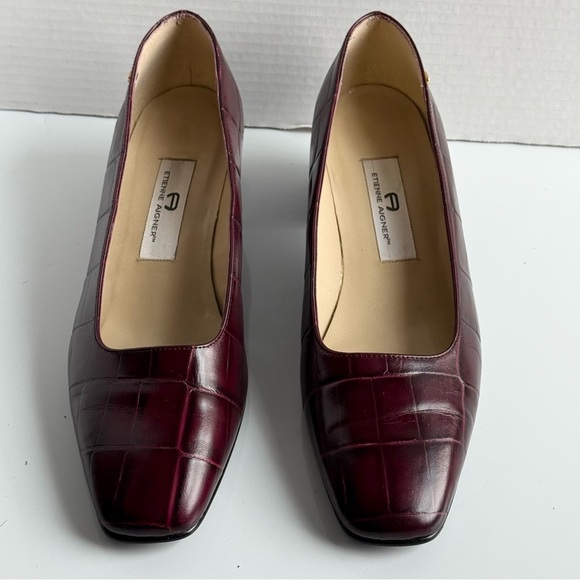Etienne Aigner Burgundy Heels Classic Sophisticated Design Size 10W - Picture 2 of 10